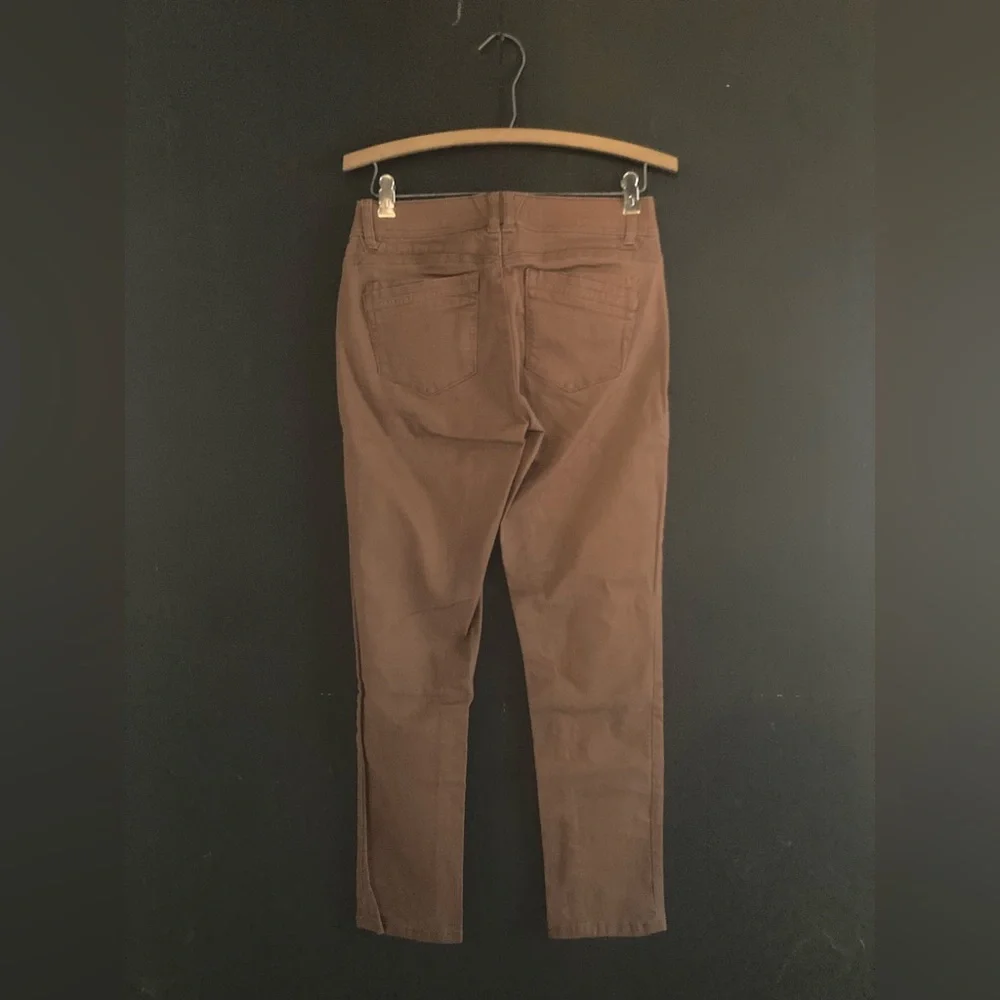 Democracy Brown Straight Leg Women's Jeans - Picture 2 of 3